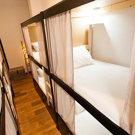 Hostal Sulok